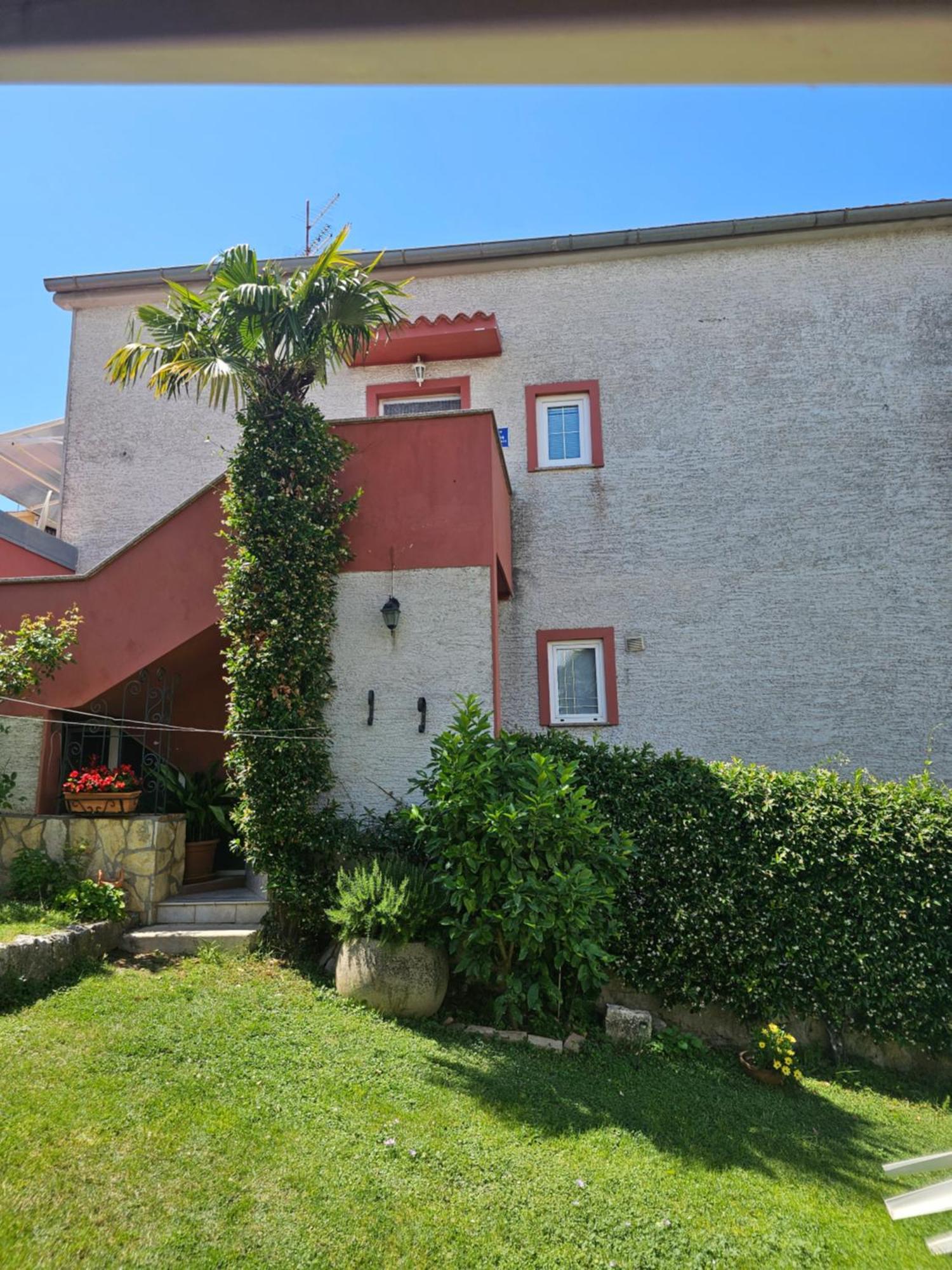 Appartment Daniela Funtana Exterior photo