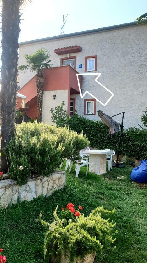 Appartment Daniela Funtana Exterior photo